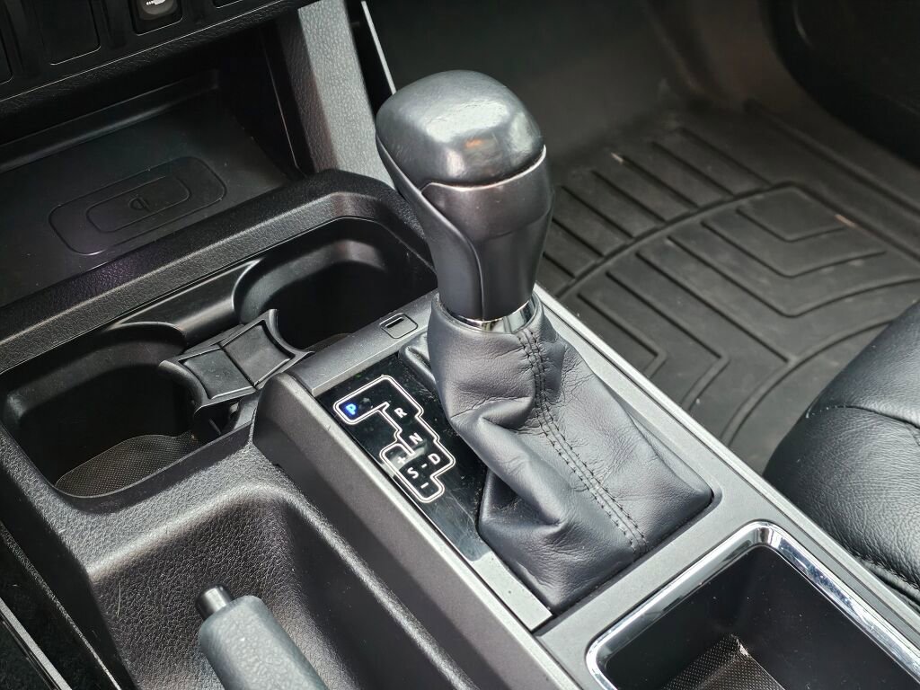 Used 2016 Toyota Tacoma TRD Off-Road image 31