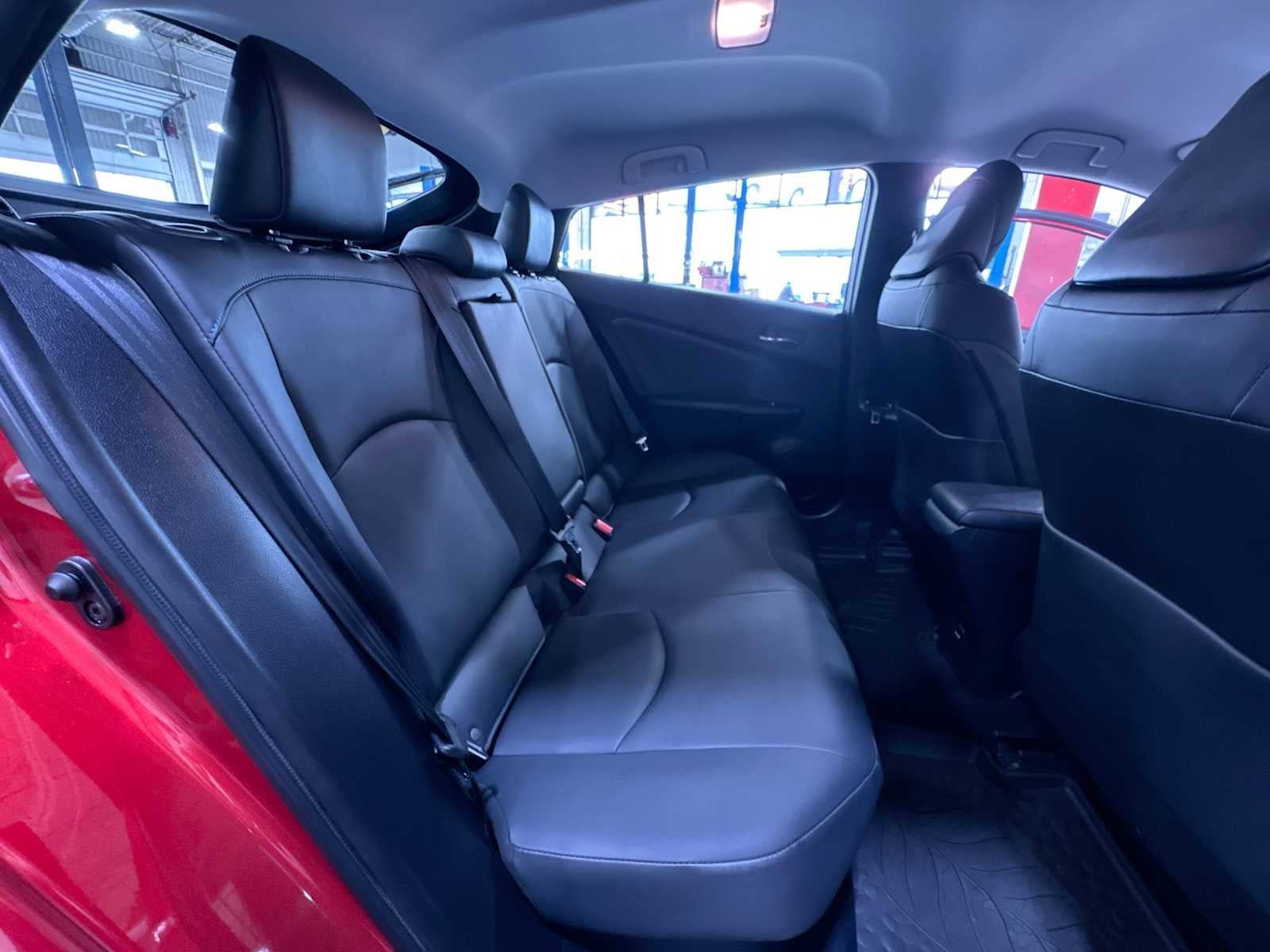 Used 2017 Toyota Prius Four Touring w/ Premium Convenience Package FWD image 40