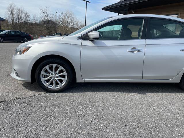 Used 2019 Nissan Sentra SV image 2