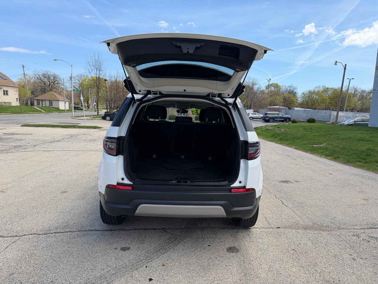 Used 2020 Land Rover Discovery Sport image 8