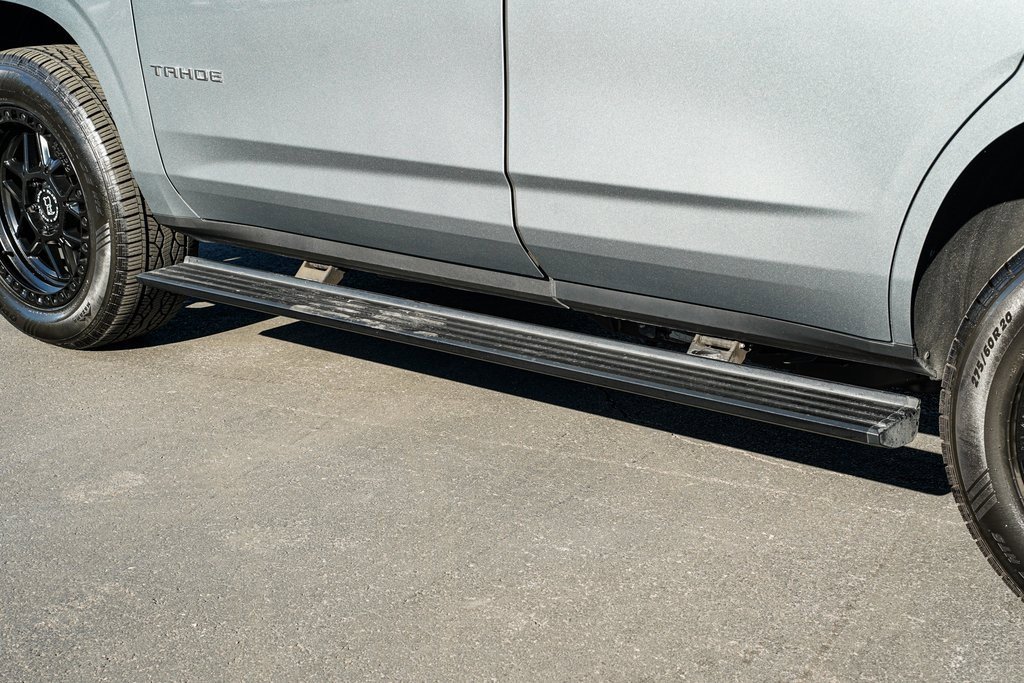 Used 2025 Chevrolet Tahoe High Country image 9
