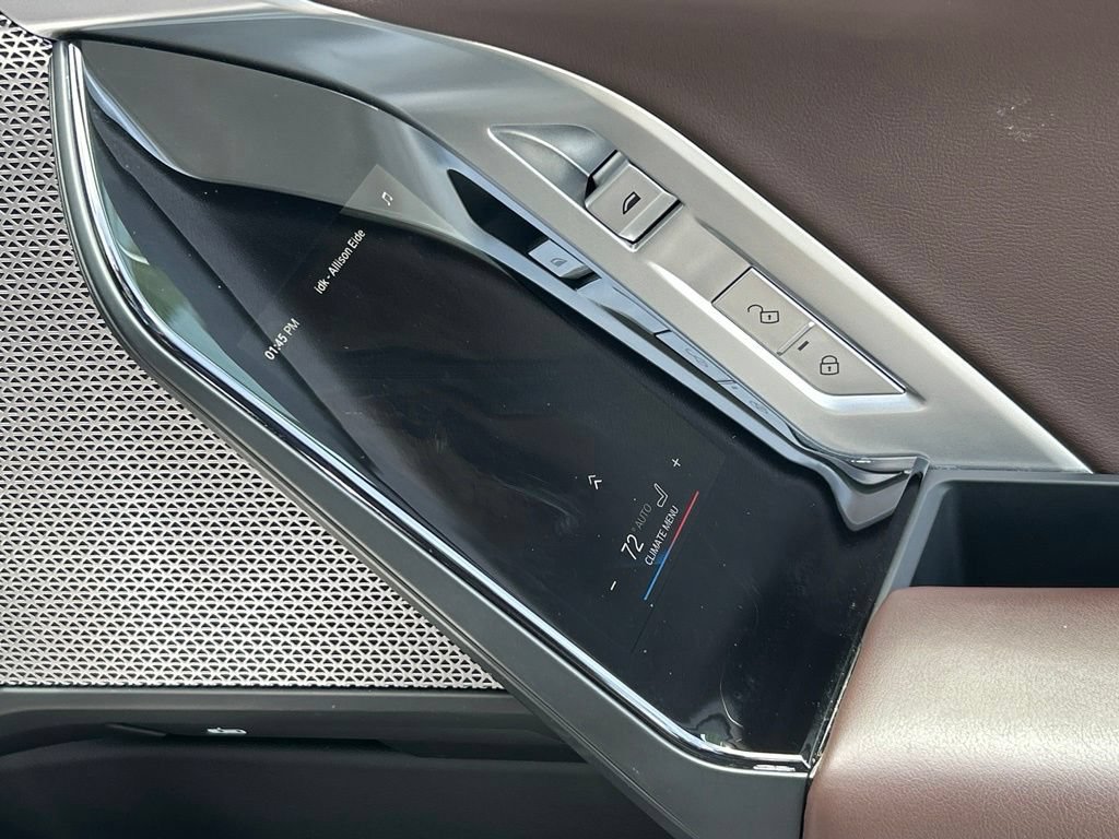 Used 2025 BMW 740i RWD image 45