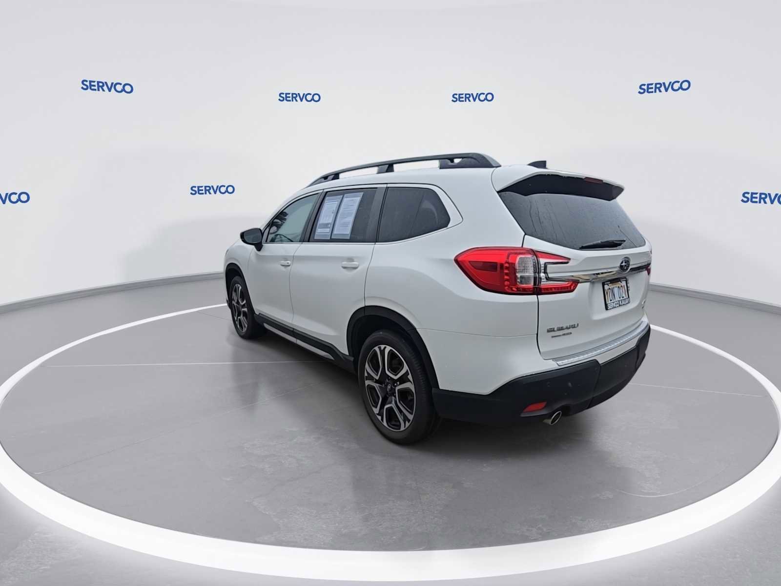 Used 2024 Subaru Ascent Limited w/ Technology Package AWD/4WD image 7
