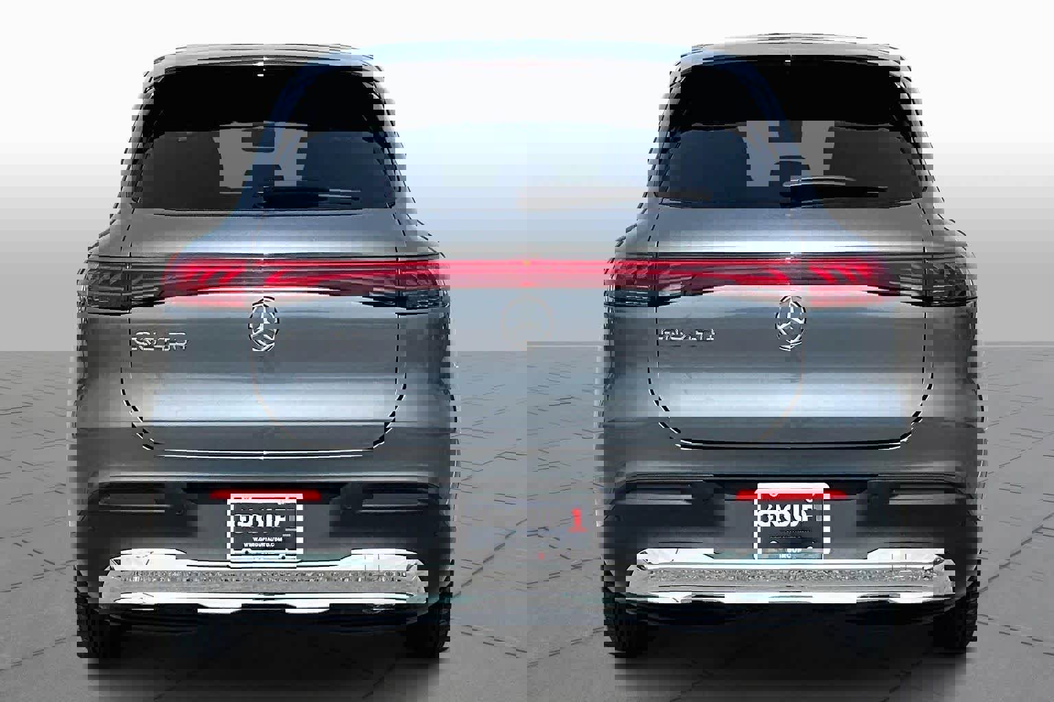 Used 2023 Mercedes-Benz EQS 450+ SUV image 4