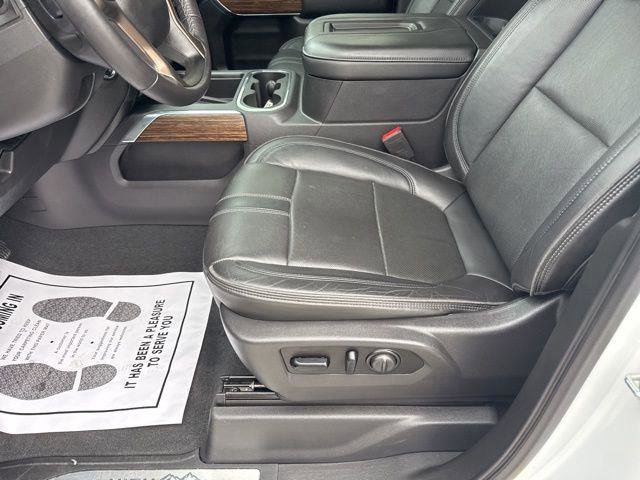 Used 2021 Chevrolet Silverado 1500 High Country w/ Technology Package image 19