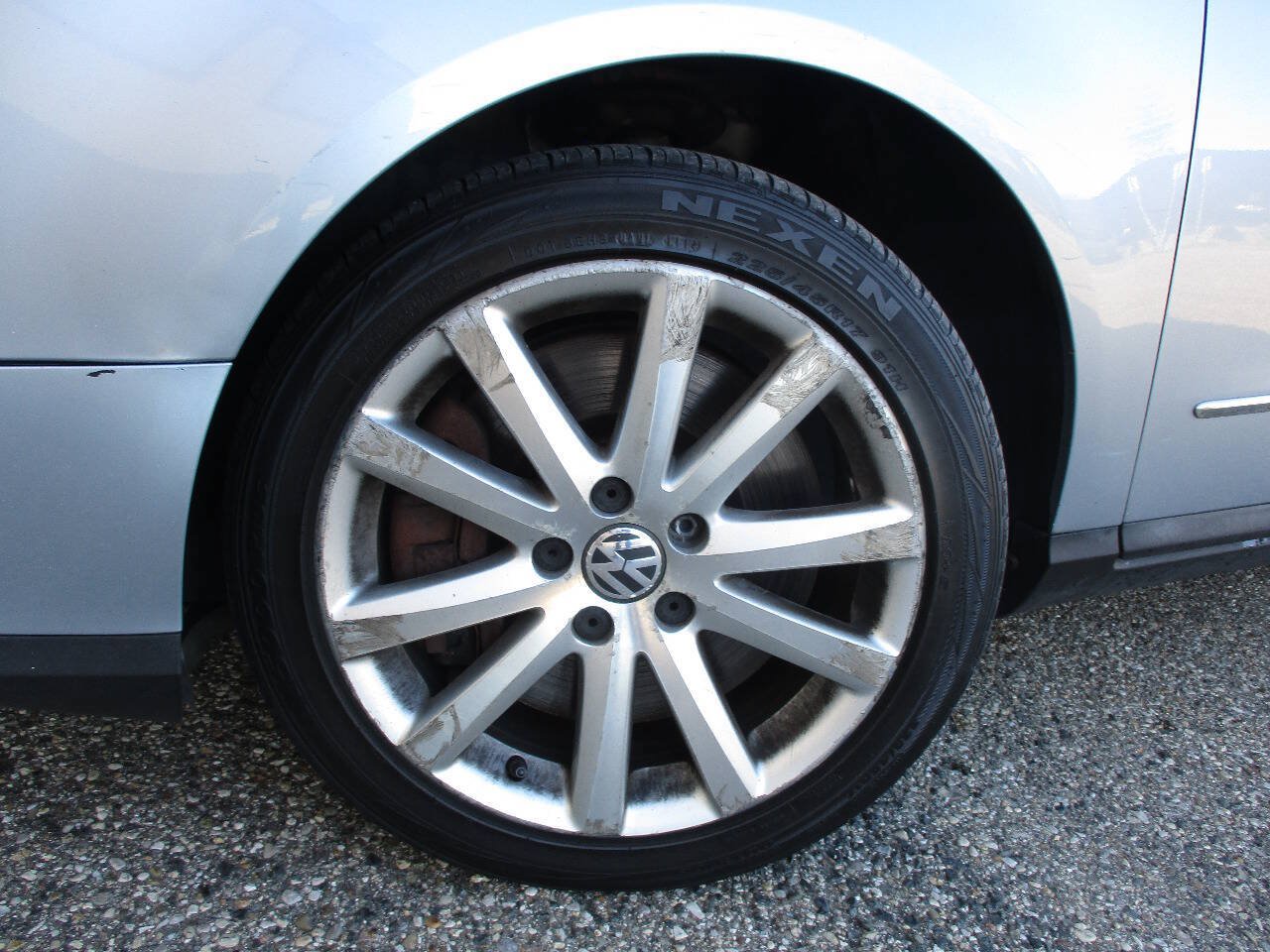 Used 2007 Volkswagen Passat 3.6 AWD/4WD image 16