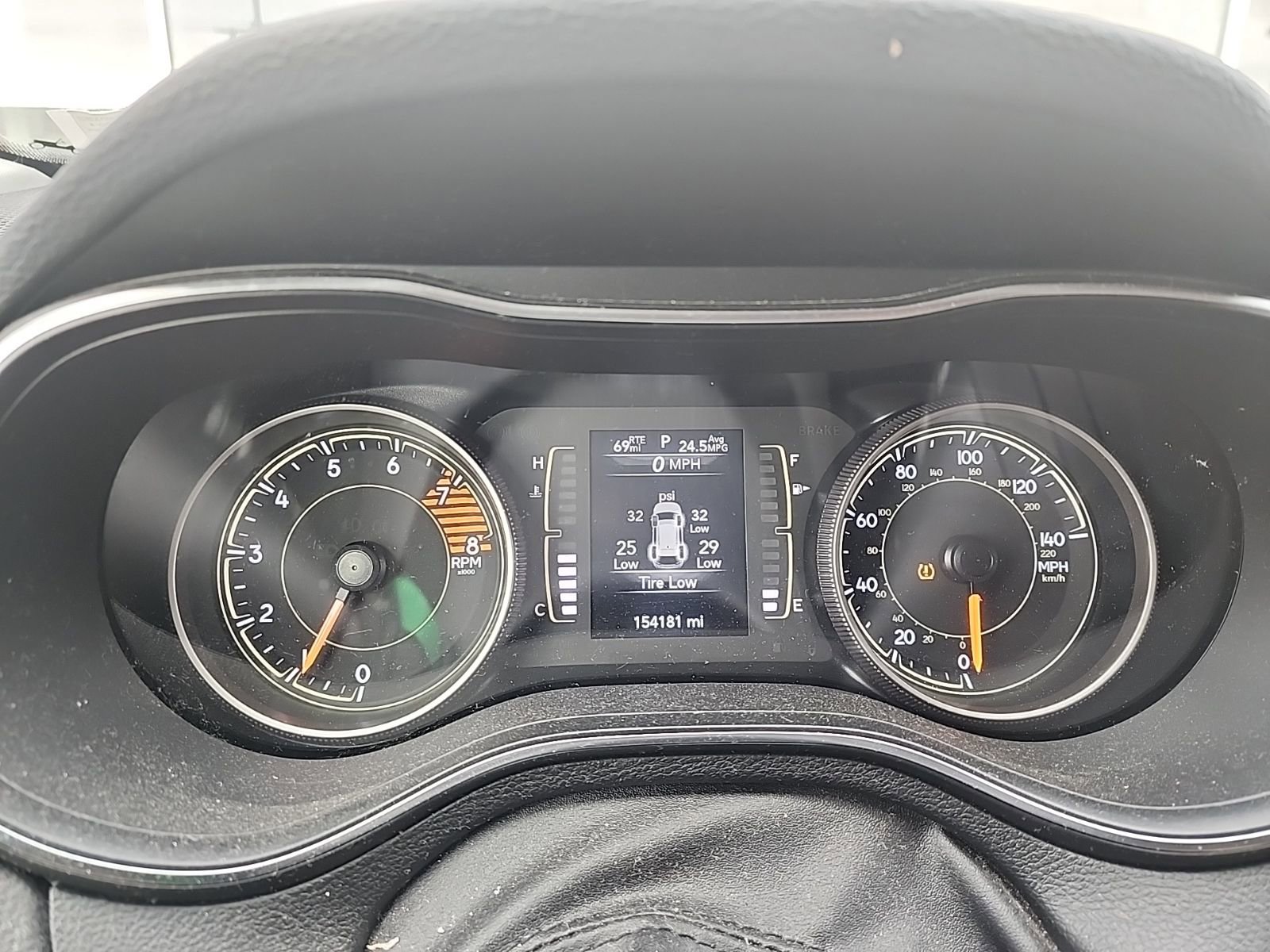 Used 2019 Jeep Cherokee Latitude Plus w/ Cold Weather Group image 2