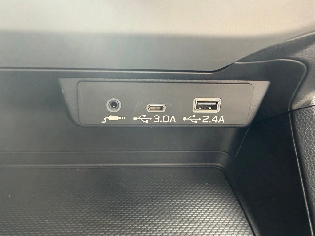 Used 2025 Subaru Crosstrek 2.0i Premium AWD/4WD image 29