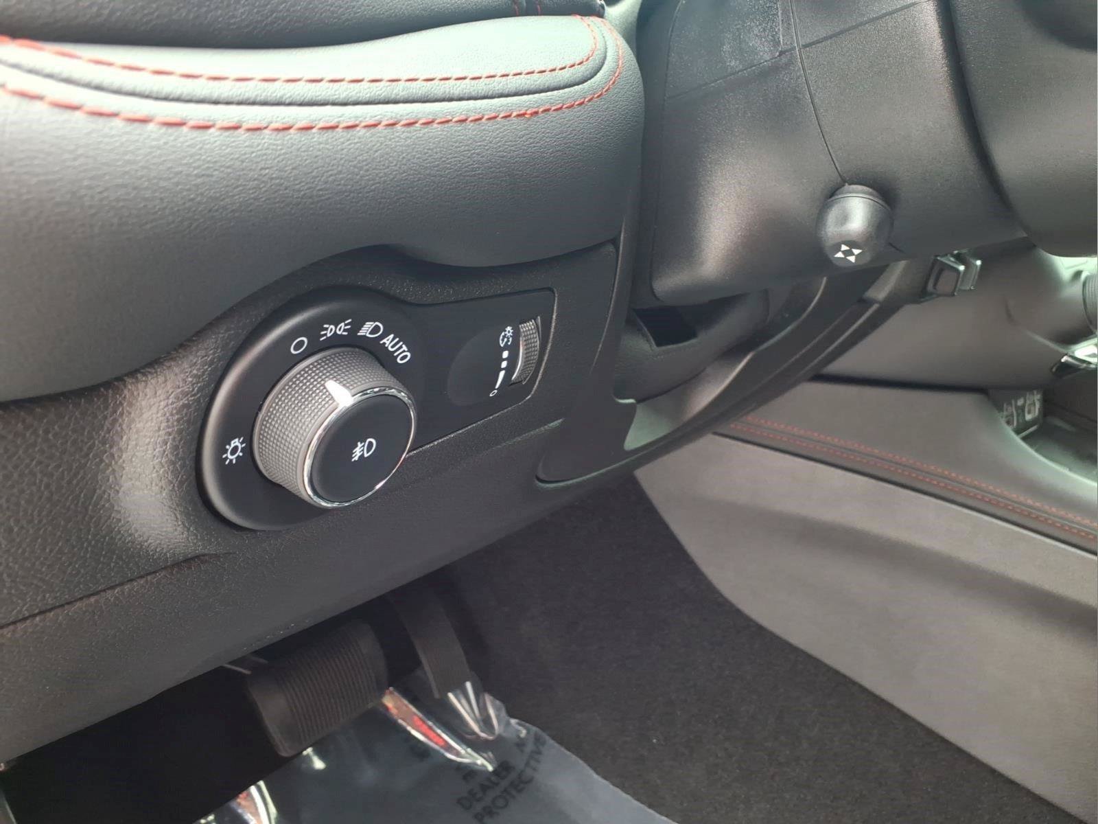 Used 2023 Dodge Durango GT AWD/4WD image 25