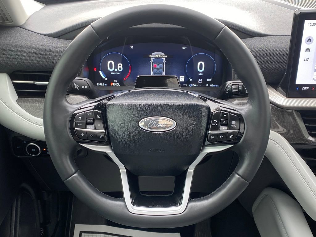 Used 2025 Ford Explorer Platinum w/ LUX Leather Package image 24