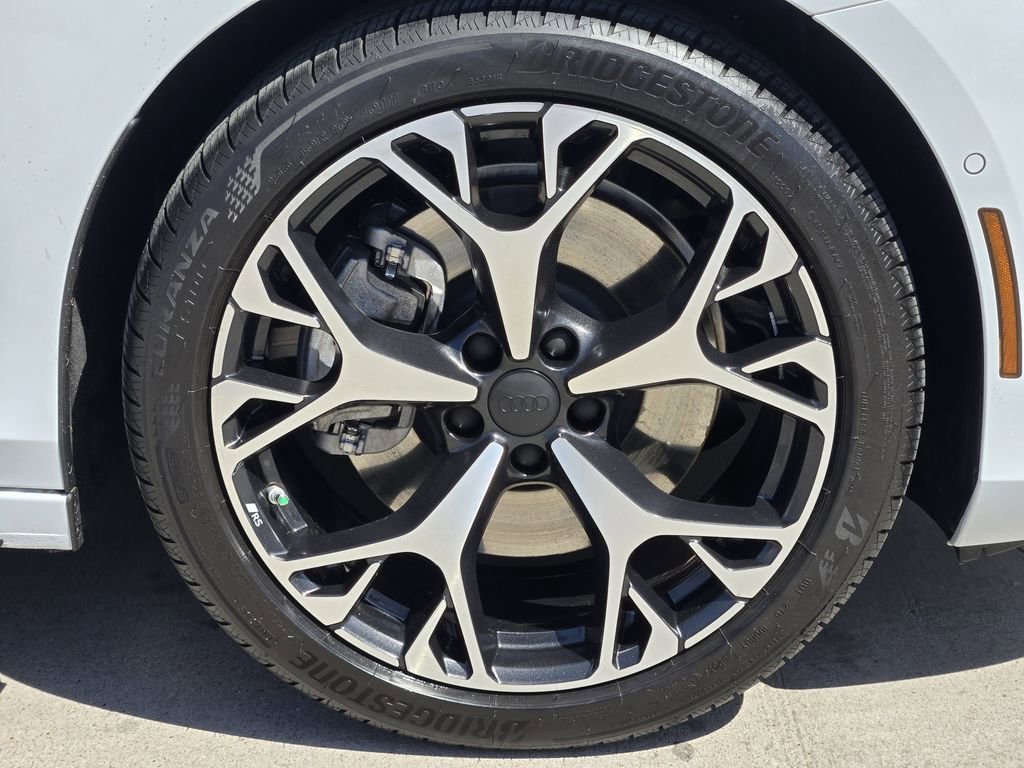 Certified 2026 Audi A6 Premium Plus image 16