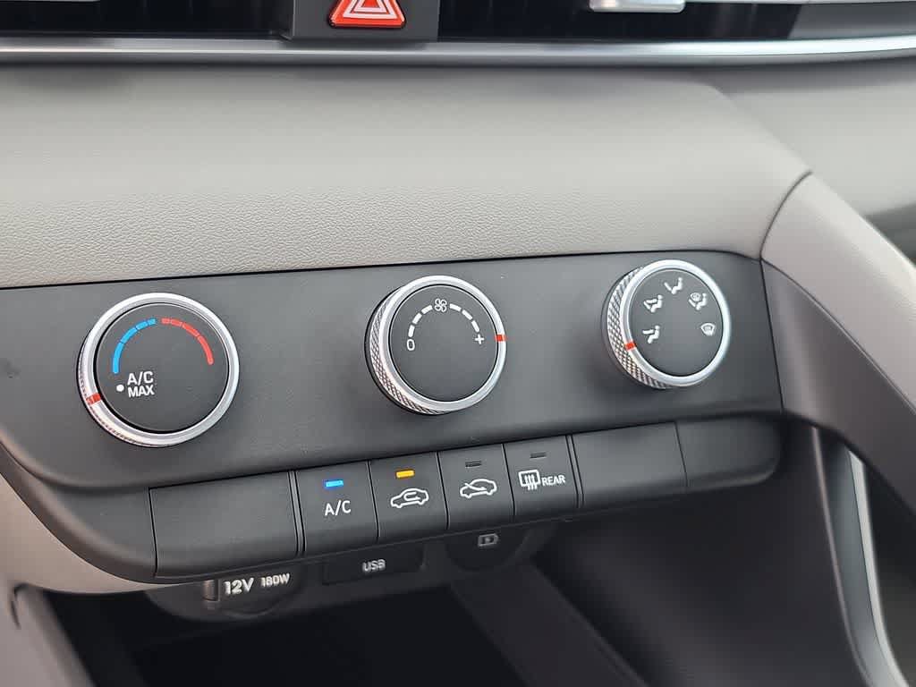 New 2026 Hyundai Elantra SE FWD image 31
