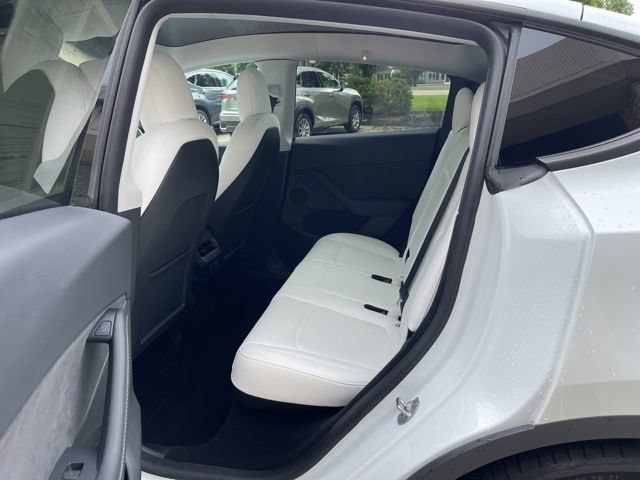 Used 2023 Tesla Model Y Performance AWD/4WD image 19