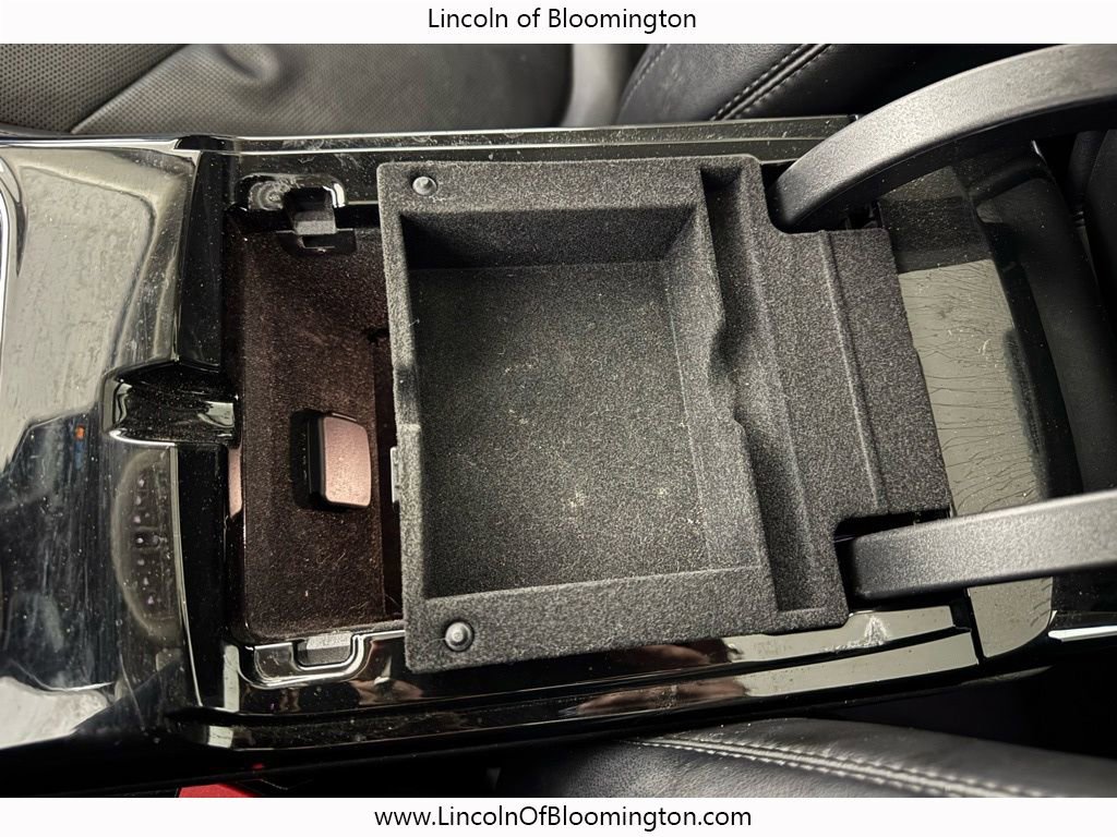 Certified 2022 Lincoln Nautilus Reserve w/ Monochromatic Package image 57