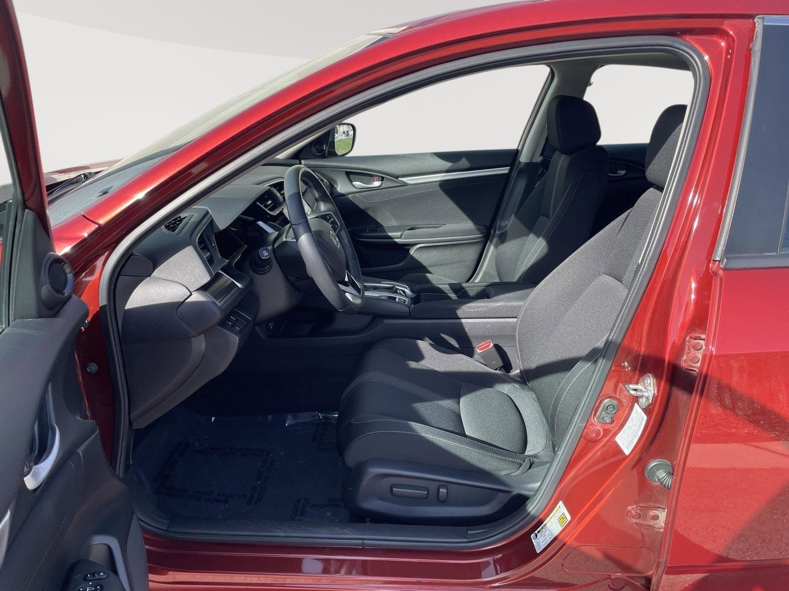 Used 2019 Honda Civic EX image 4