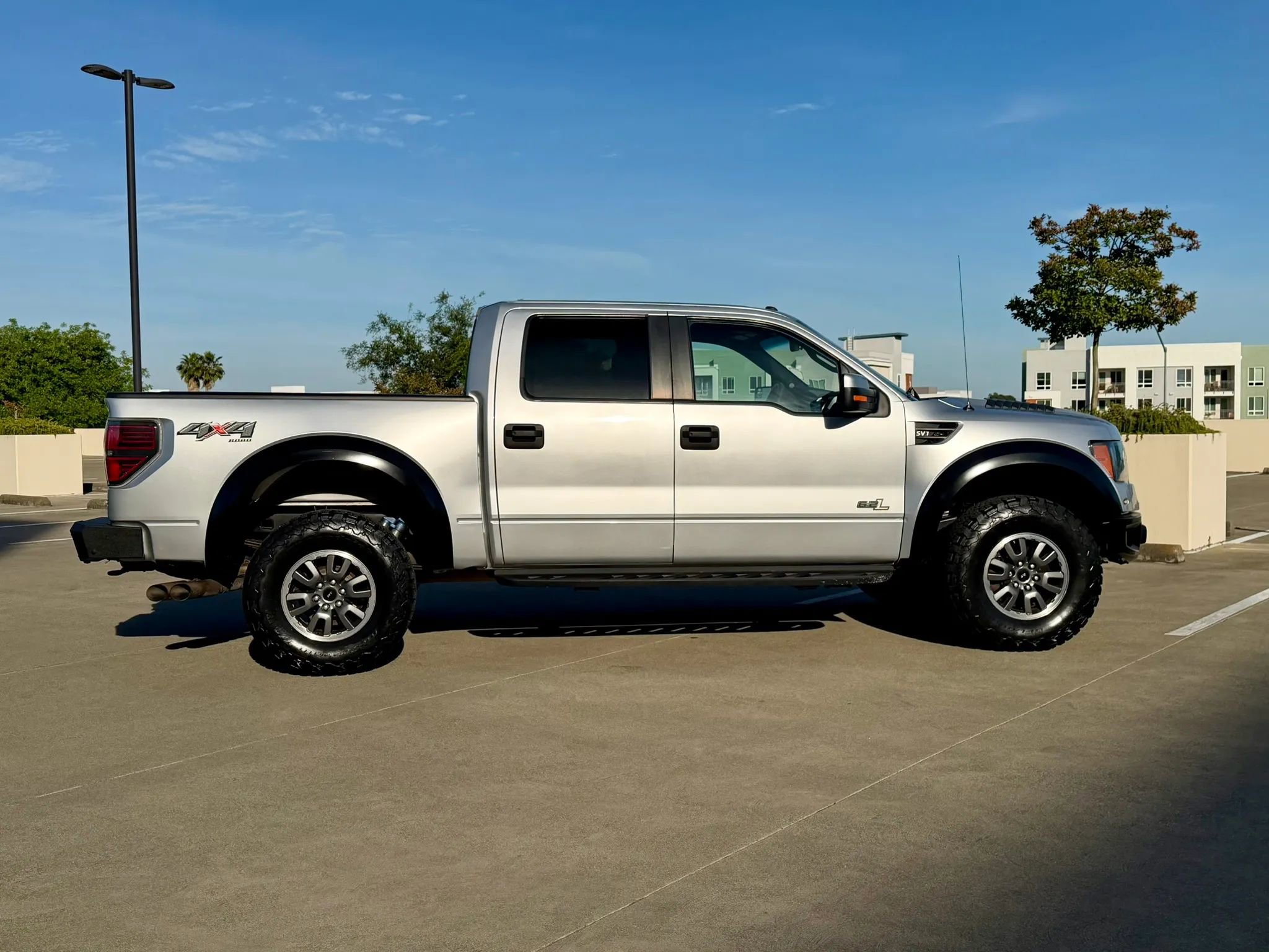 Used 2011 Ford F150 Raptor w/ Raptor Luxury Pkg AWD/4WD image 4