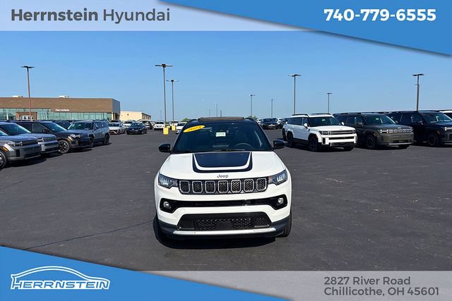 Used 2023 Jeep Compass Limited w/ Sun and Sound Group AWD/4WD image 2