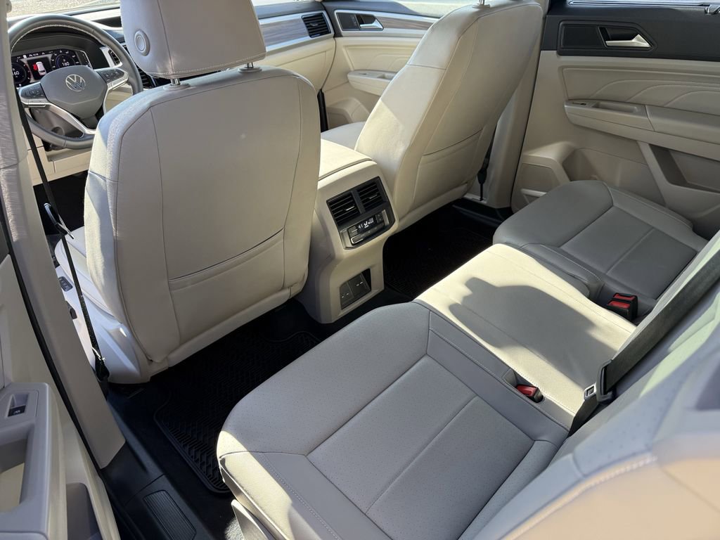 Used 2022 Volkswagen Atlas SEL image 35