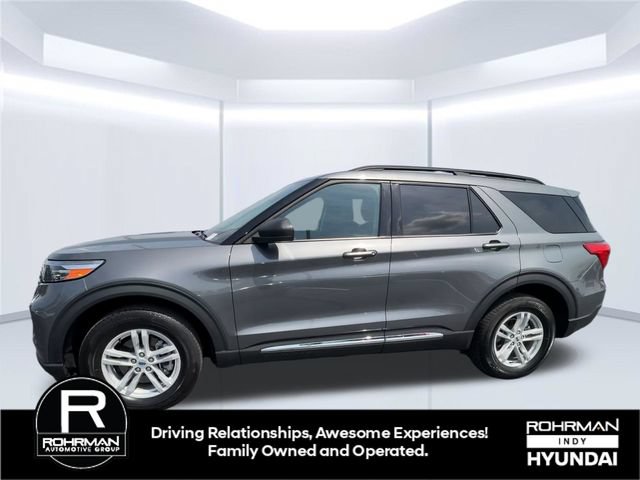 Used 2024 Ford Explorer XLT AWD/4WD image 4