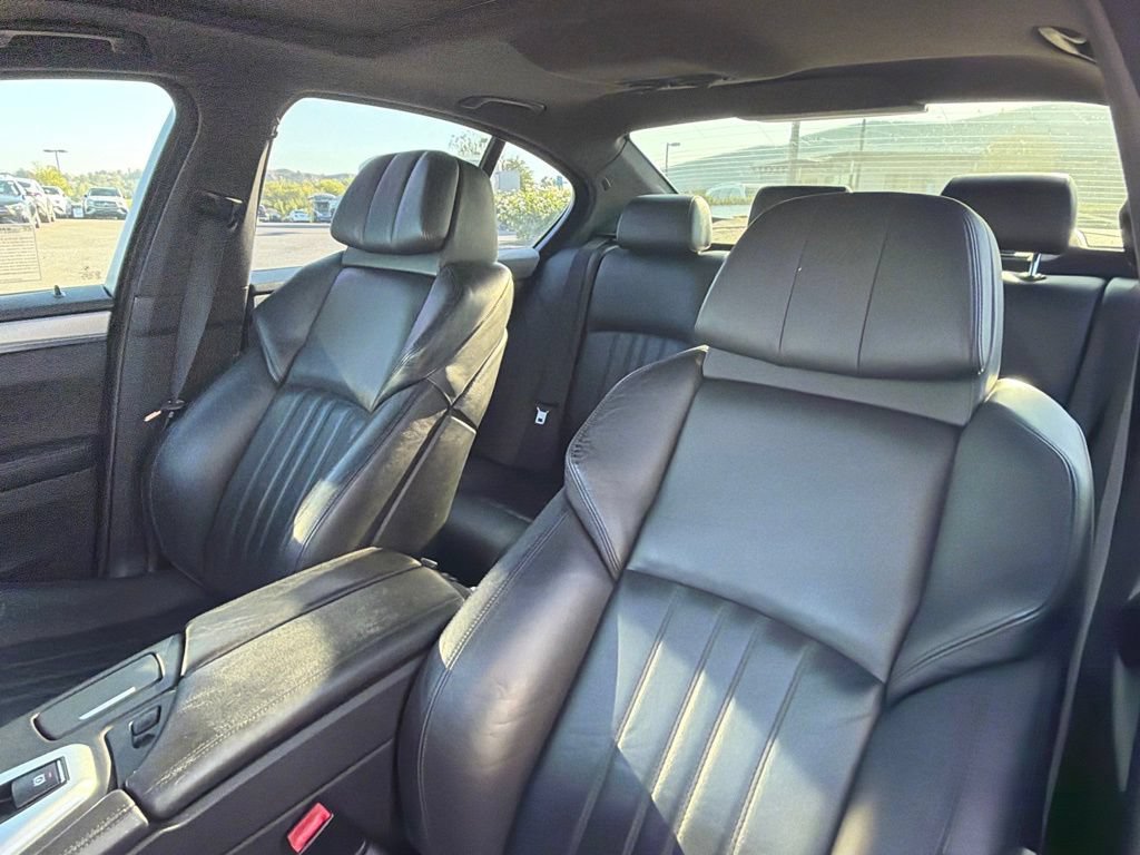Used 2013 BMW M5 RWD image 21