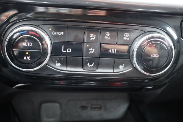Used 2024 Chevrolet Trax ACTIV FWD image 28