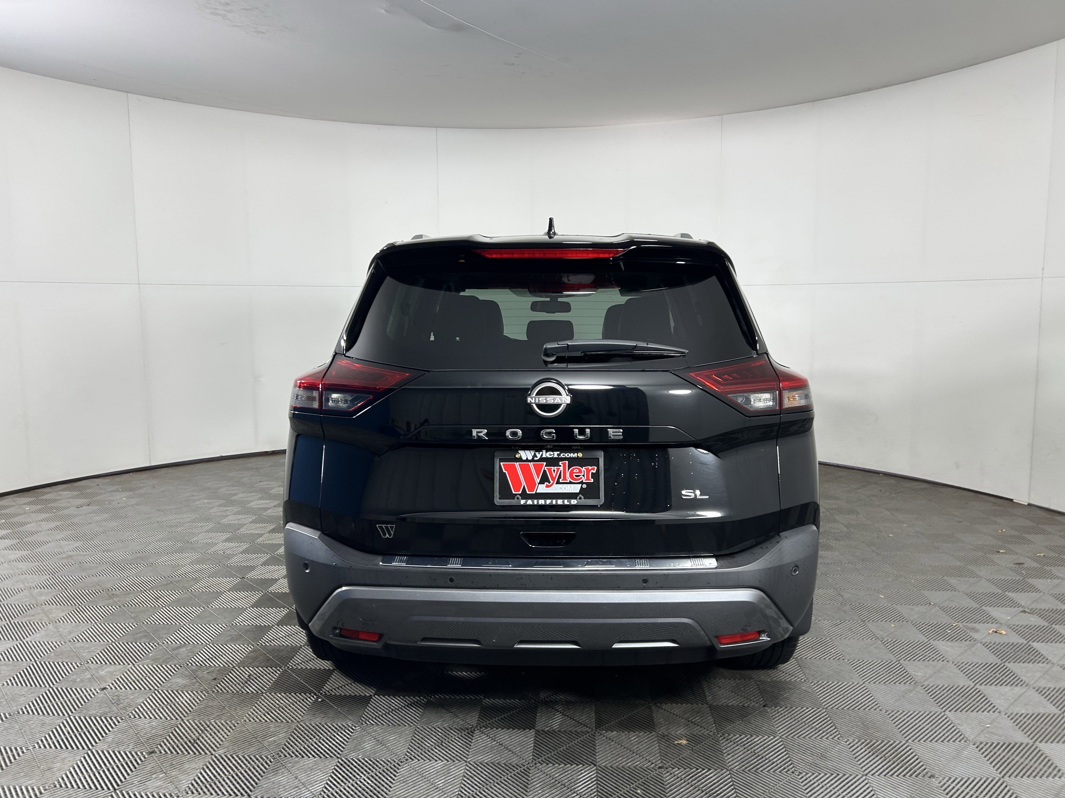 Certified 2023 Nissan Rogue SL w/ SL Premium Package image 16