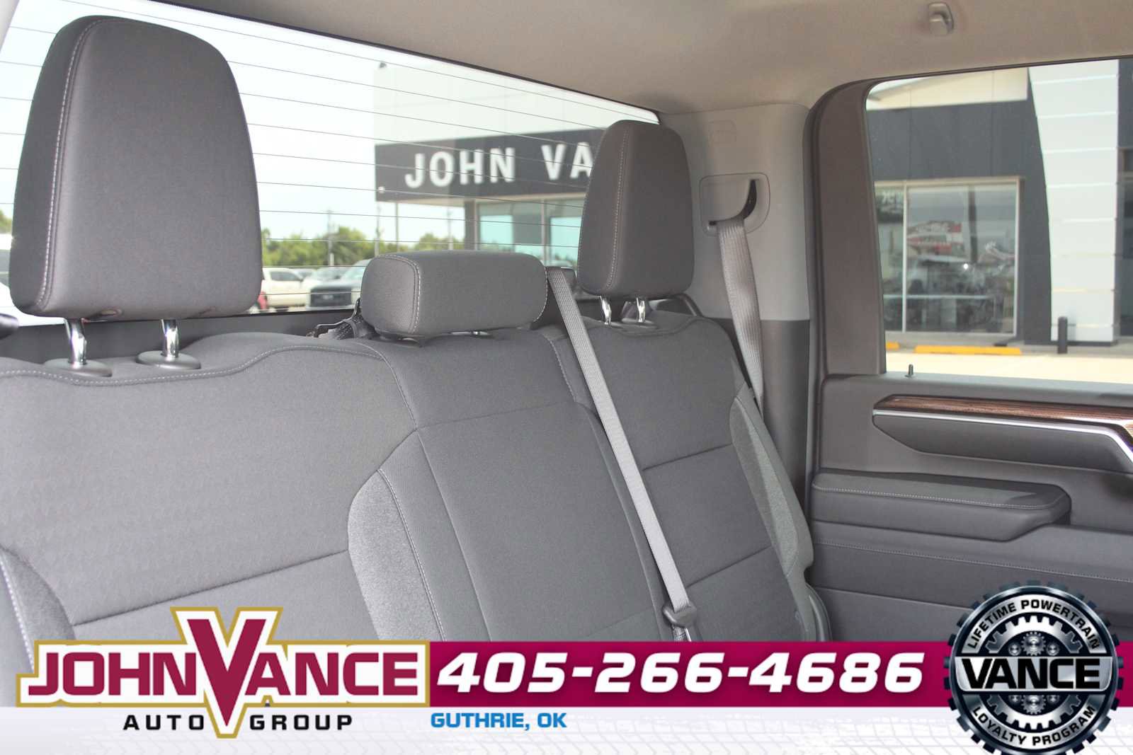 Used 2025 Chevrolet Silverado 2500 LT w/ Convenience Package AWD/4WD image 20