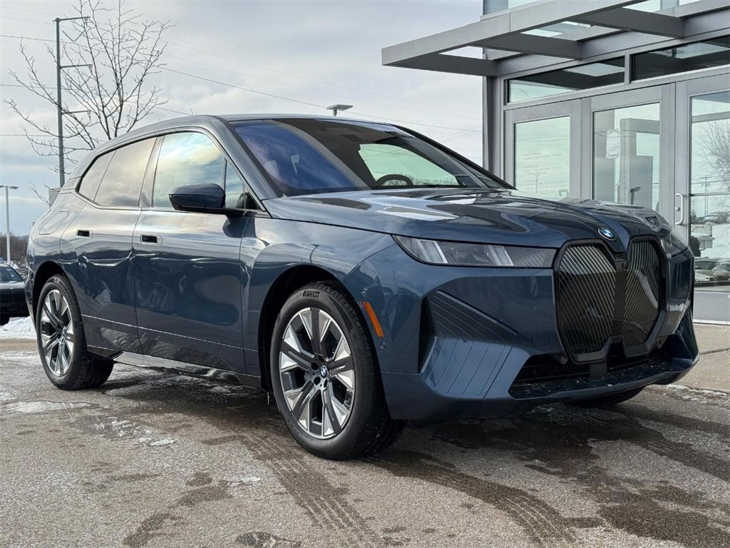 New 2026 BMW iX xDrive60
