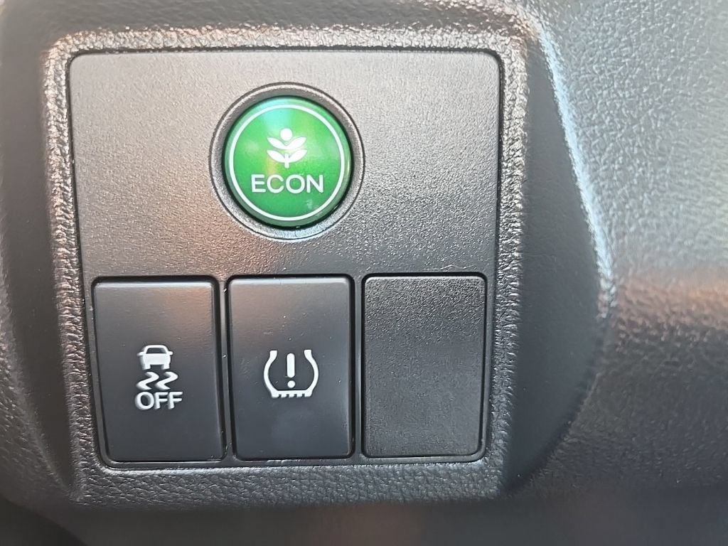Used 2016 Honda HR-V EX-L image 29