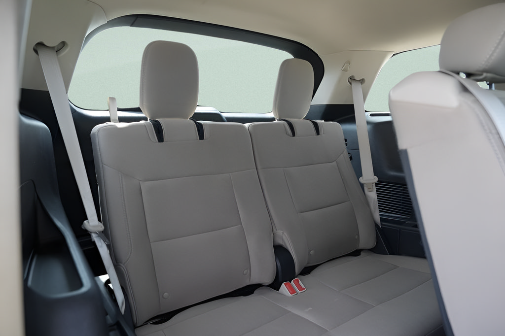 Used 2023 Ford Explorer 4WD image 16