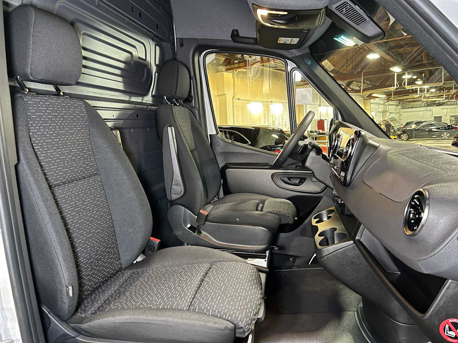 Used 2026 Mercedes-Benz Sprinter 2500 image 12