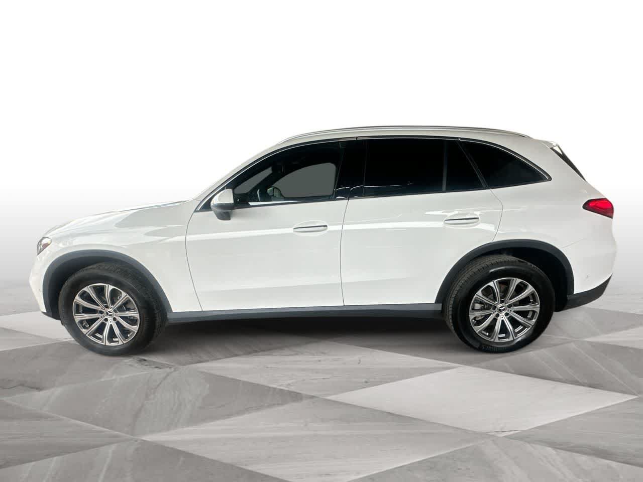 Used 2026 Mercedes-Benz GLC 300 image 5