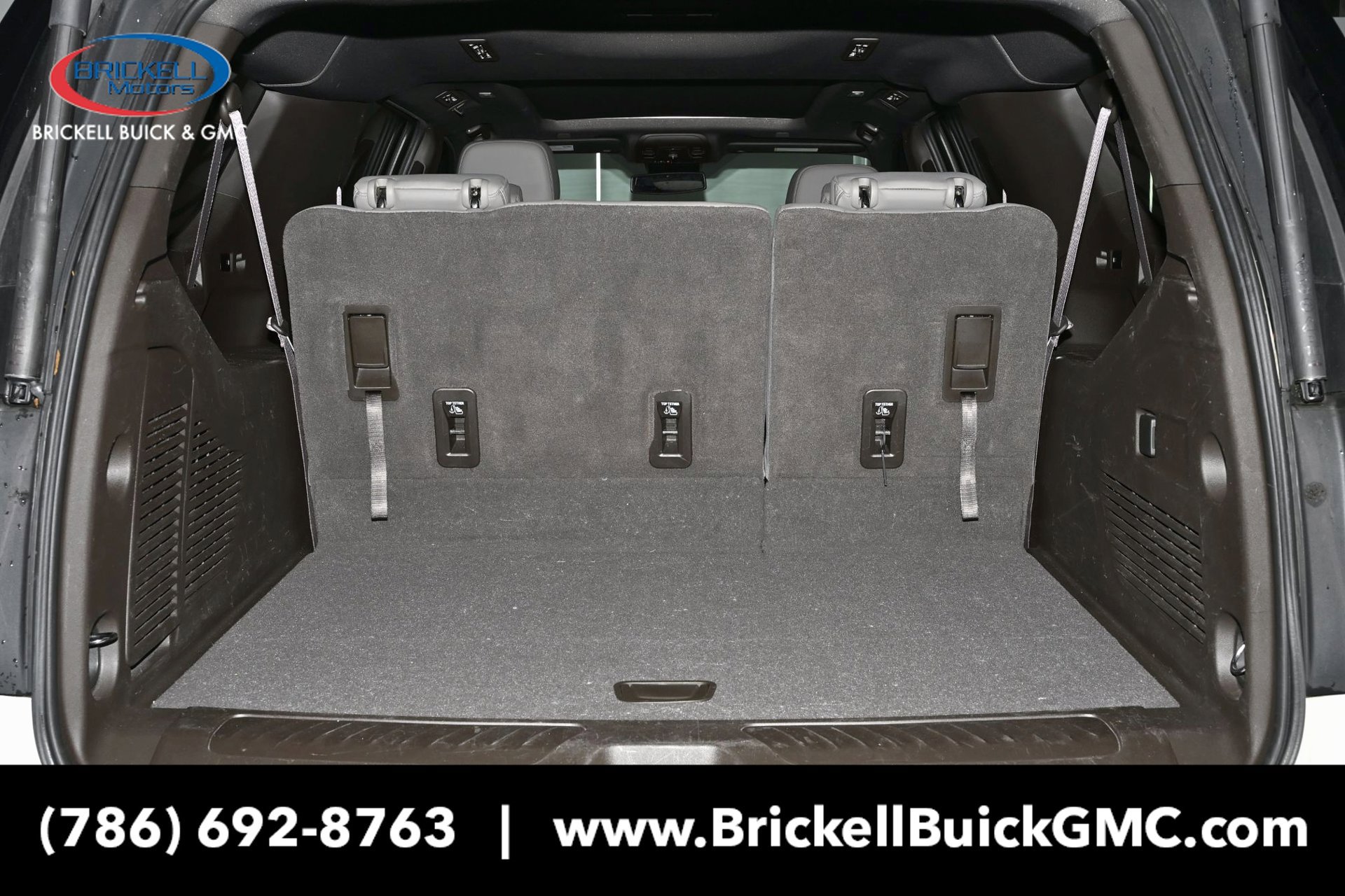 Used 2023 GMC Yukon XL SLT AWD/4WD image 15