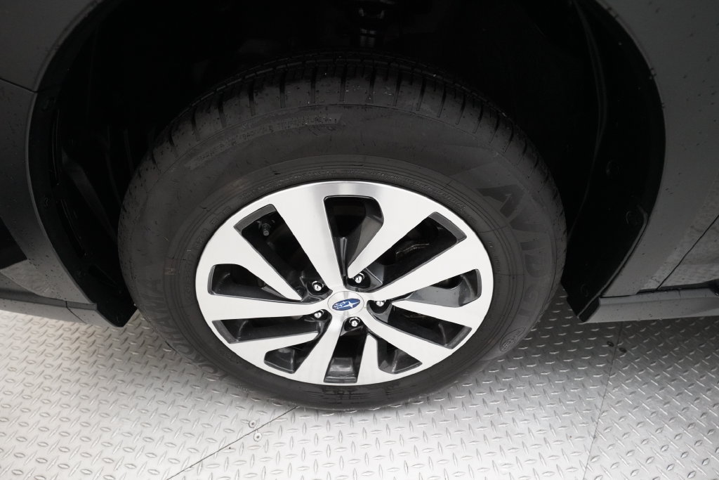 Used 2024 Subaru Outback Premium AWD/4WD image 25