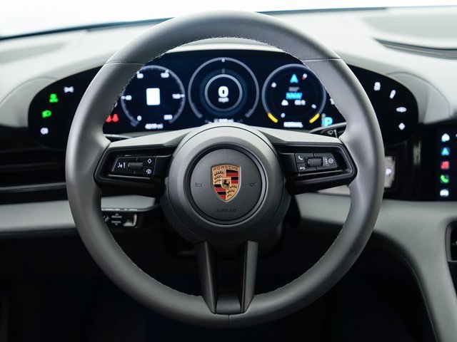 Used 2023 Porsche Taycan image 13