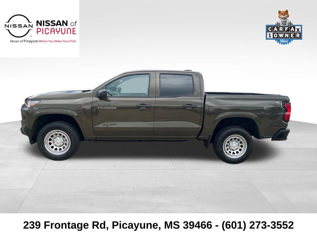 Used 2023 Chevrolet Colorado W/T RWD image 2