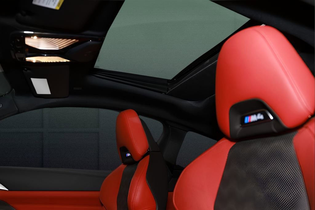 Used 2025 BMW M4 Coupe w/ Executive Package image 41