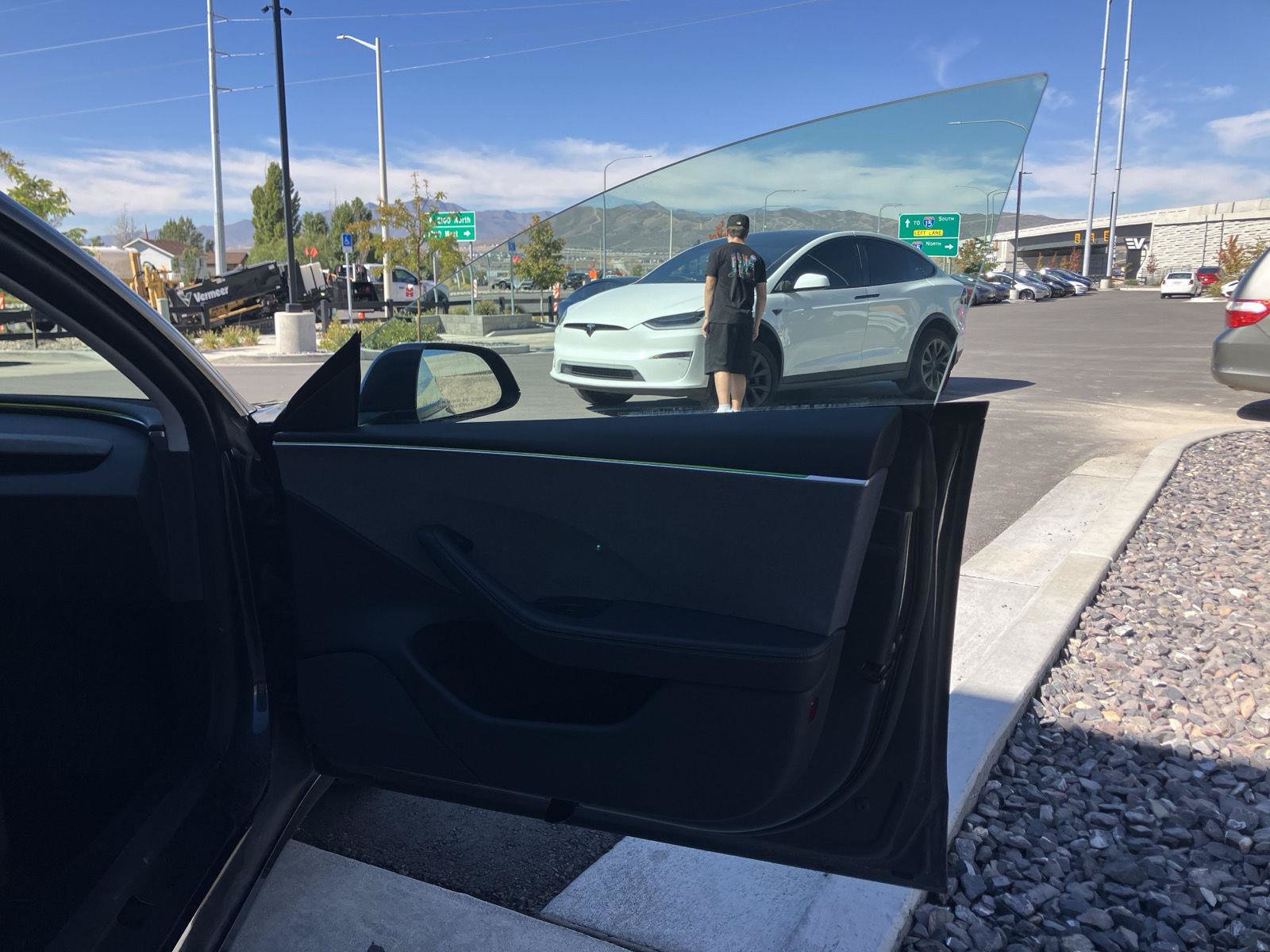 Used 2025 Tesla Model 3 Long Range RWD image 23