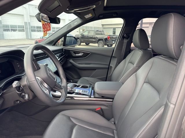 Used 2025 Audi Q7 3.0T Premium Plus image 18