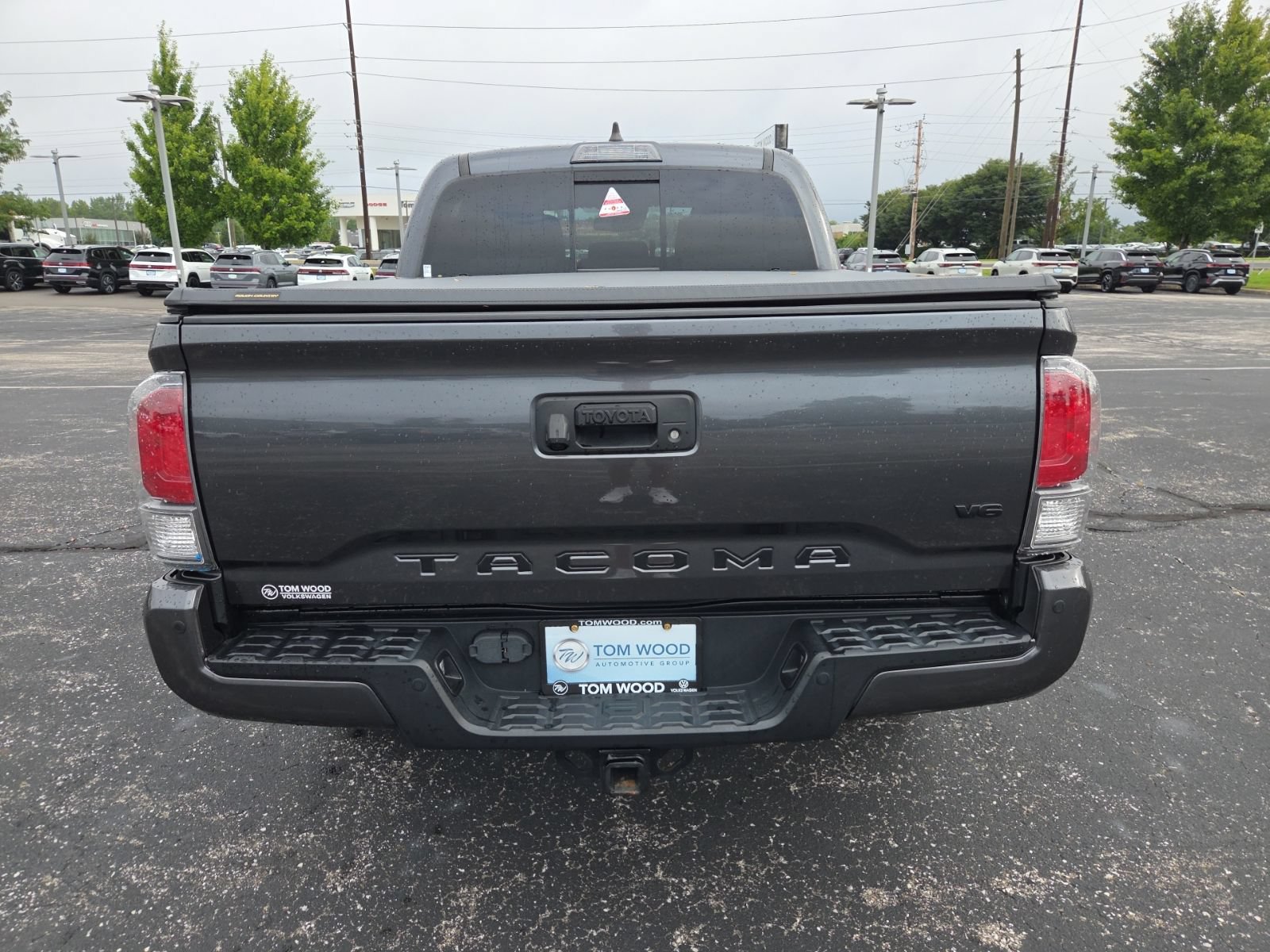 Used 2021 Toyota Tacoma TRD Off-Road w/ Technology Package AWD/4WD image 7
