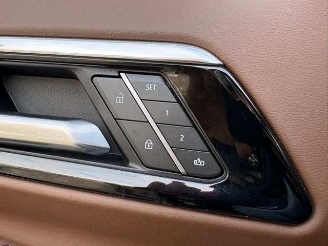 Used 2025 Chevrolet Tahoe High Country image 26