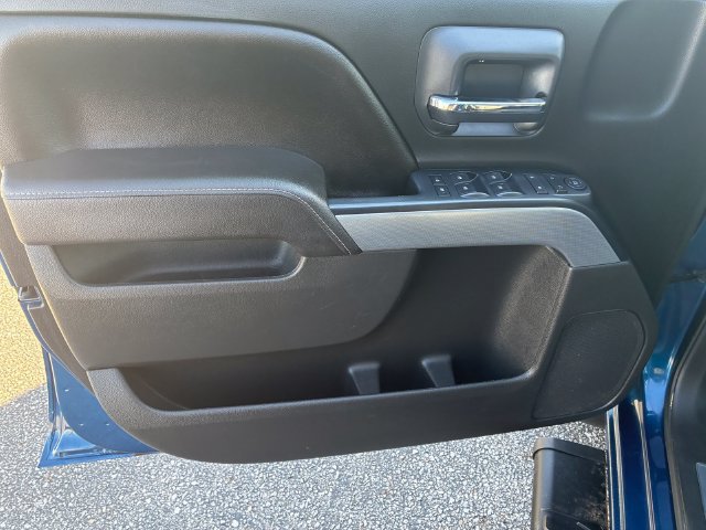 Used 2017 Chevrolet Silverado 1500 LT w/ All Star Edition AWD/4WD image 19