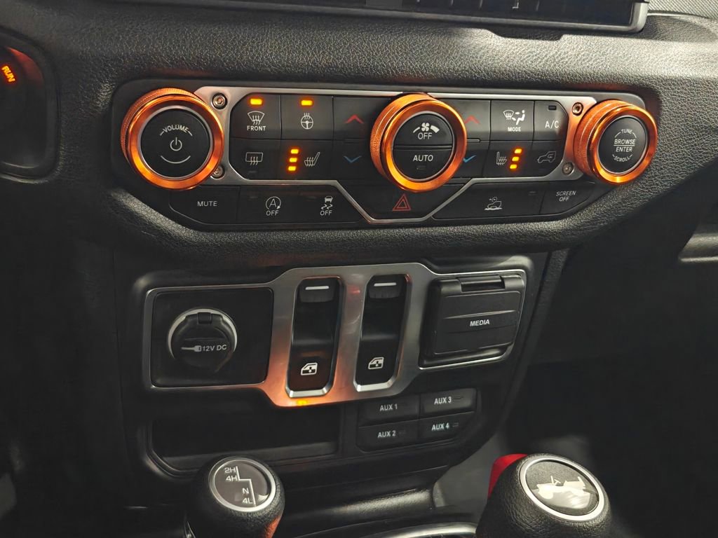 Used 2024 Jeep Wrangler Sport S image 8