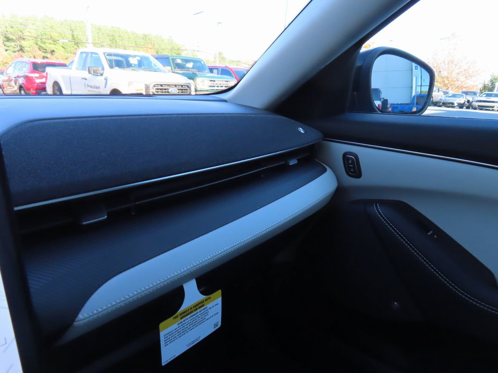 New 2025 Ford Mustang Mach-E Premium image 11