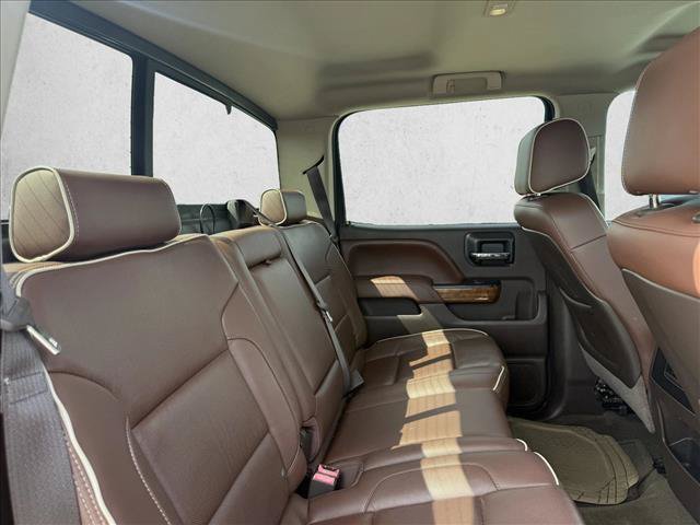 Used 2015 Chevrolet Silverado 1500 High Country w/ High Country Premium Package AWD/4WD image 17