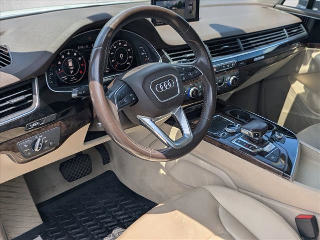 Used 2017 Audi Q7 3.0T Premium Plus AWD/4WD image 7