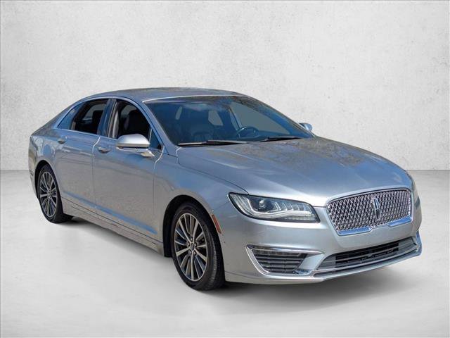 Used 2020 Lincoln MKZ image 3