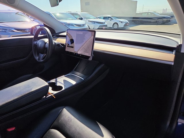 Used 2021 Tesla Model Y Long Range AWD/4WD image 19
