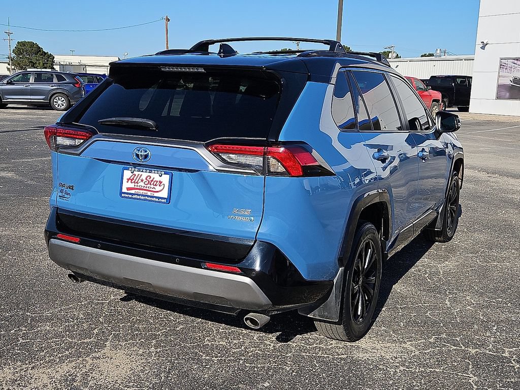 Used 2023 Toyota RAV4 XSE AWD/4WD image 7