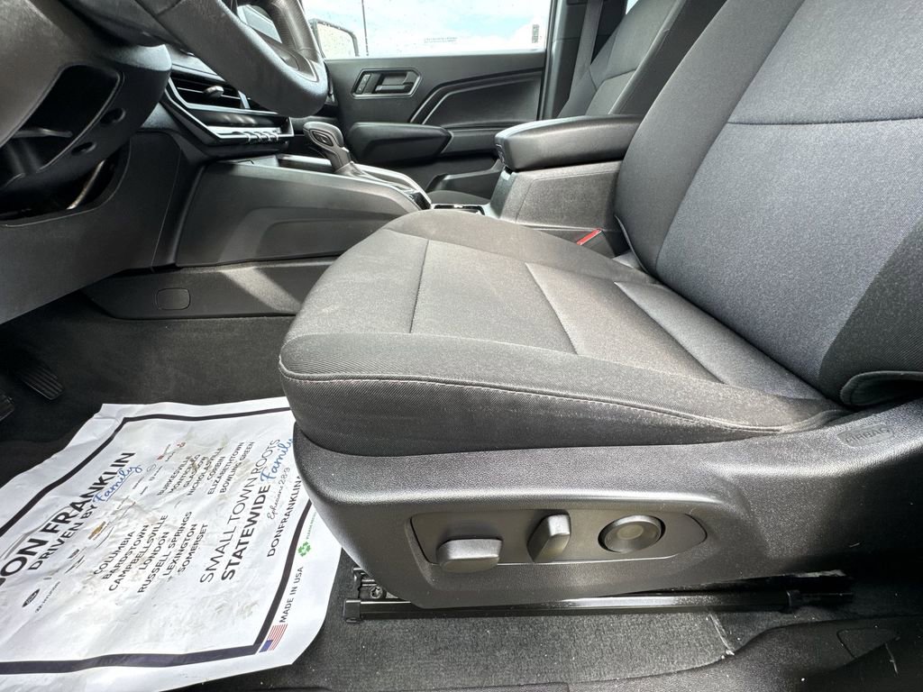 Used 2023 Chevrolet Colorado Trail Boss w/ Technology Package image 12